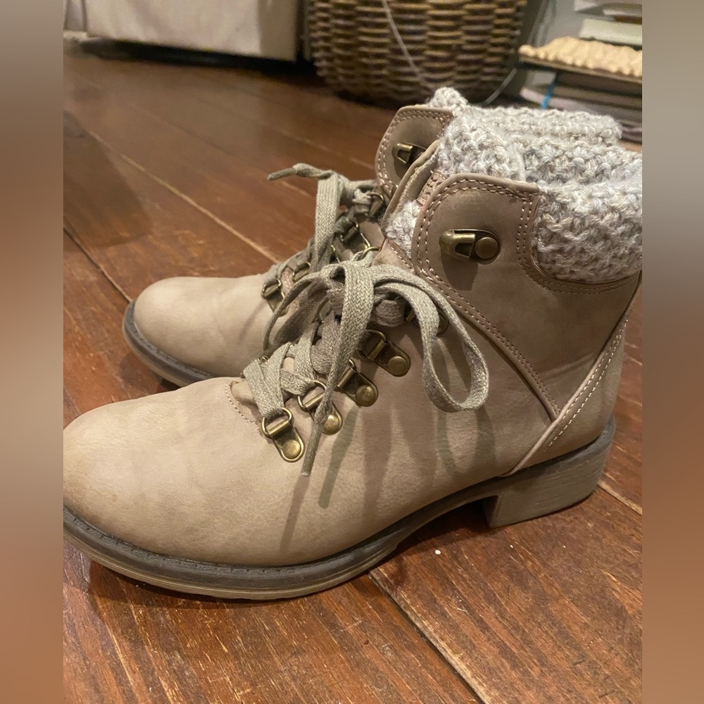 Tan hiking boots